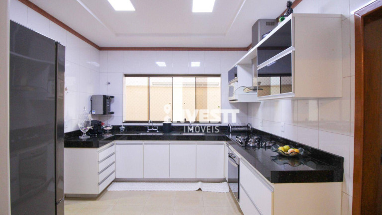 Imagem Sobrado com 3 Quartos à Venda, 238 m² em Loteamento Portal Do Sol Ii - Goiânia Imagem Sobrado com 3 Quartos à Venda, 238 m² em Loteamento Portal Do Sol Ii - Goiânia