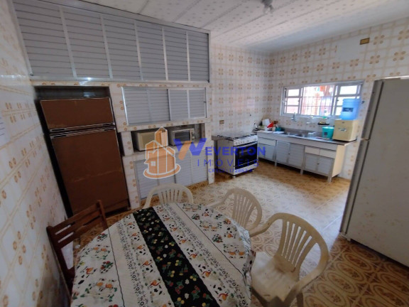 Imagem Casa com 4 Quartos à Venda, 250 m² em Agenor De Campos - Mongaguá Imagem Casa com 4 Quartos à Venda, 250 m² em Agenor De Campos - Mongaguá