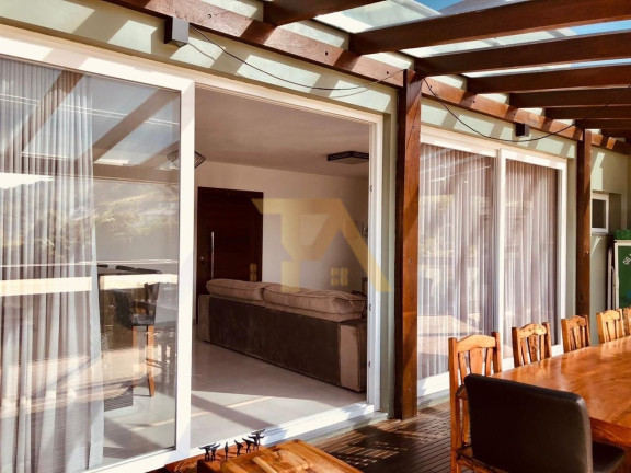 Imagem Imóvel com 3 Quartos à Venda, 267 m² em Ferraz - Garopaba