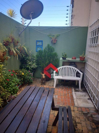 Imagem Casa com 4 Quartos à Venda, 160 m² em Edson Queiroz - Fortaleza Imagem Casa com 4 Quartos à Venda, 160 m² em Edson Queiroz - Fortaleza