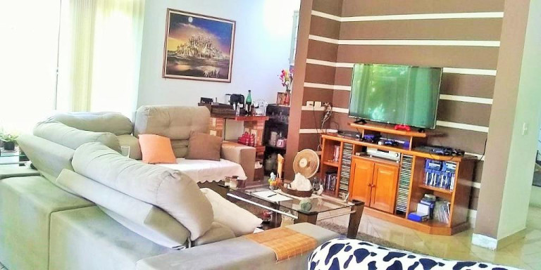 Imagem Sobrado com 6 Quartos à Venda, 426 m² em Jardim Residencial Suzano - Suzano Imagem Sobrado com 6 Quartos à Venda, 426 m² em Jardim Residencial Suzano - Suzano