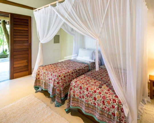 Imagem Casa com 8 Quartos à Venda, 1 m² em Trancoso - Porto Seguro Imagem Casa com 8 Quartos à Venda, 1 m² em Trancoso - Porto Seguro