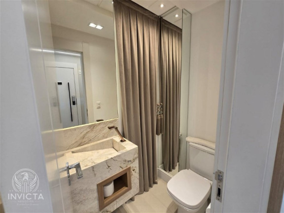 Imagem Apartamento com 3 Quartos à Venda, 136 m² em Centro - Balneário Camboriú Imagem Apartamento com 3 Quartos à Venda, 136 m² em Centro - Balneário Camboriú