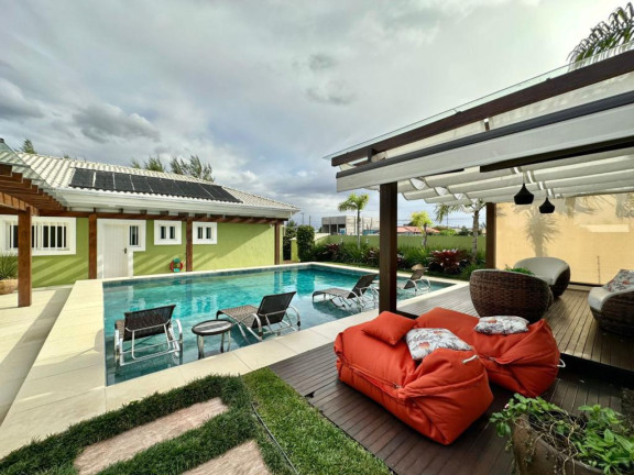 Imagem Casa com 3 Quartos à Venda,  em Noiva Do Mar - Xangri-la