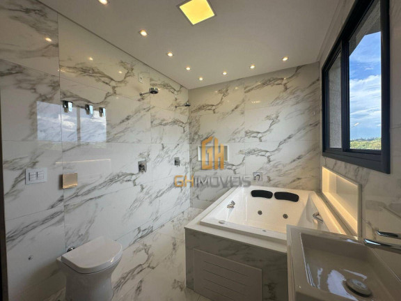 Imagem Sobrado com 6 Quartos à Venda, 332 m² em Setor Central - Goiânia