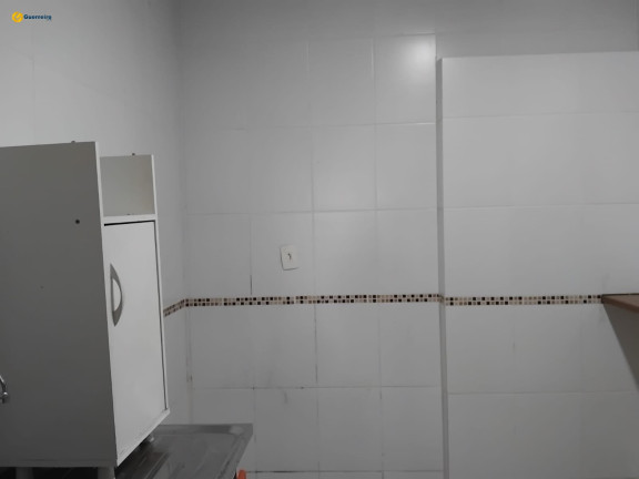 Imagem Casa com 3 Quartos à Venda, em Centro - Florianópolis Imagem Casa com 3 Quartos à Venda, em Centro - Florianópolis