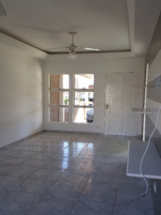 Casa com 2 Quartos para Alugar, 70 m² em Res. Villa De Espanha - Bragança Paulista