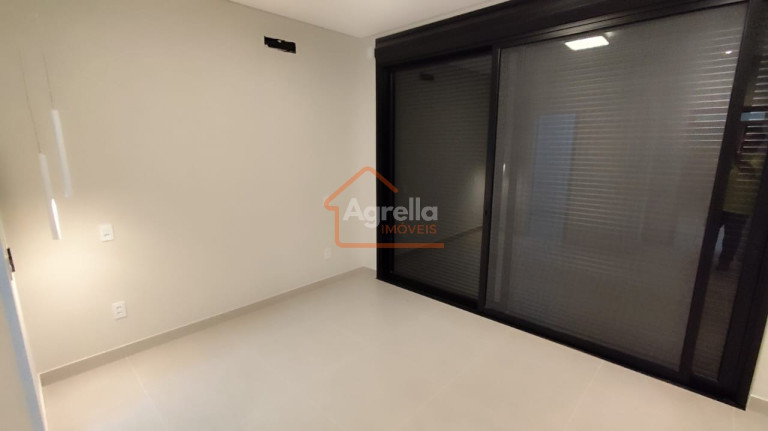 Imagem Imóvel com 3 Quartos à Venda, 180 m² em Condominio Santa Mônica Iii - Mogi Guaçu Imagem Imóvel com 3 Quartos à Venda, 180 m² em Condominio Santa Mônica Iii - Mogi Guaçu