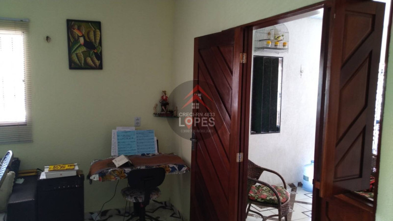 Imagem Casa com 2 Quartos à Venda, 200 m² em Pajuçara - Natal Imagem Casa com 2 Quartos à Venda, 200 m² em Pajuçara - Natal