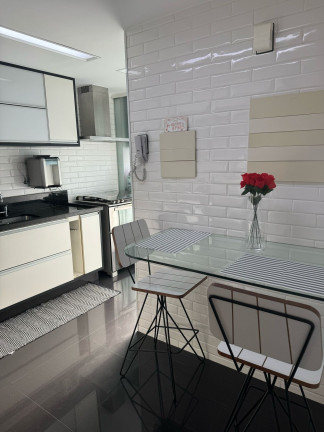 Imagem Imóvel com 3 Quartos à Venda, 115 m² em Icaraí - Niterói Imagem Imóvel com 3 Quartos à Venda, 115 m² em Icaraí - Niterói