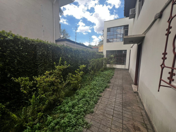 Imagem Casa com 14 Quartos à Venda, 600 m² em Jardim América - São Paulo Imagem Casa com 14 Quartos à Venda, 600 m² em Jardim América - São Paulo