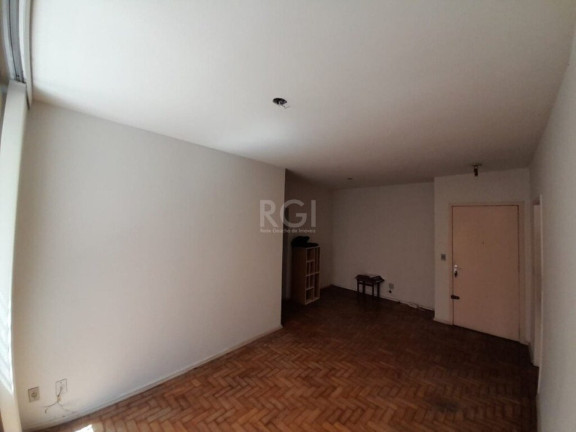 Imagem Imóvel com 3 Quartos à Venda, 80 m² em Cristal - Porto Alegre Imagem Imóvel com 3 Quartos à Venda, 80 m² em Cristal - Porto Alegre