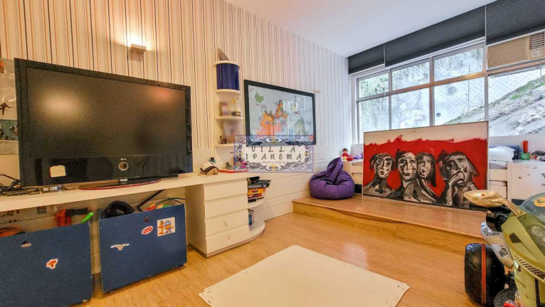 Imagem Apartamento com 4 Quartos à Venda, 220 m² em Lagoa - Rio De Janeiro