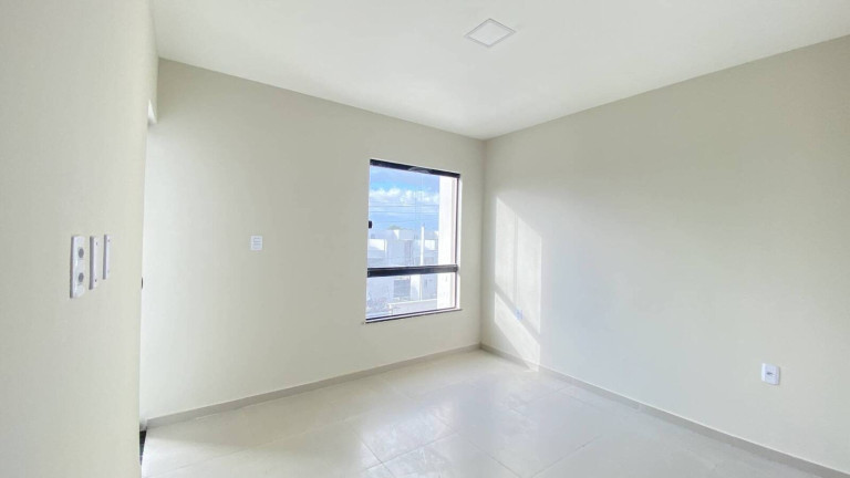 Imagem Casa com 3 Quartos à Venda, 110 m² em Sim - Feira De Santana