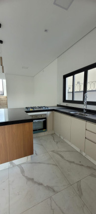 Imagem Sobrado com 3 Quartos à Venda, 145 m² em Villas Do Jaguari - Santana De Parnaíba