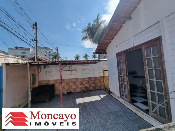 Imagem Casa com 2 Quartos à Venda, 350 m² em Centro - Caraguatatuba Imagem Casa com 2 Quartos à Venda, 350 m² em Centro - Caraguatatuba