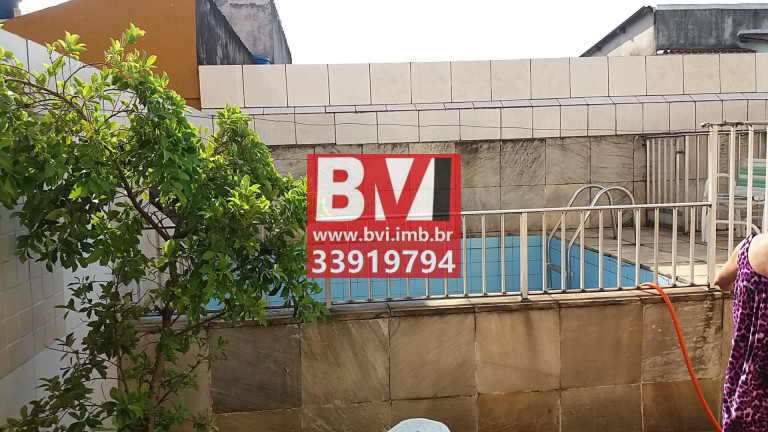 Imagem Casa com 4 Quartos à Venda, 200 m² em Vista Alegre - Rio De Janeiro Imagem Casa com 4 Quartos à Venda, 200 m² em Vista Alegre - Rio De Janeiro
