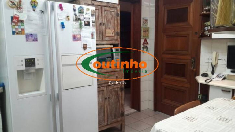 Imagem Apartamento com 3 Quartos à Venda, 146 m² em Tijuca - Rio De Janeiro Imagem Apartamento com 3 Quartos à Venda, 146 m² em Tijuca - Rio De Janeiro