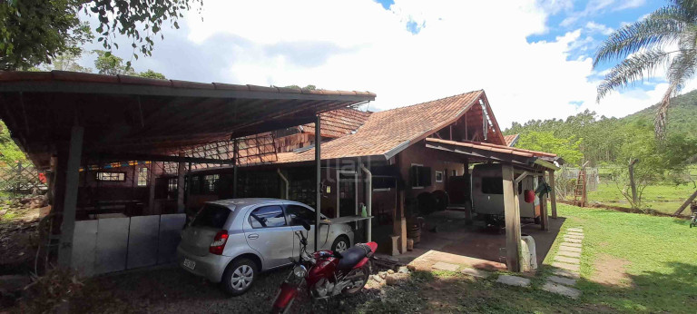 Imagem Imóvel com 2 Quartos à Venda, 20.000 m² em Souza Lima - Poços De Caldas Imagem Imóvel com 2 Quartos à Venda, 20.000 m² em Souza Lima - Poços De Caldas