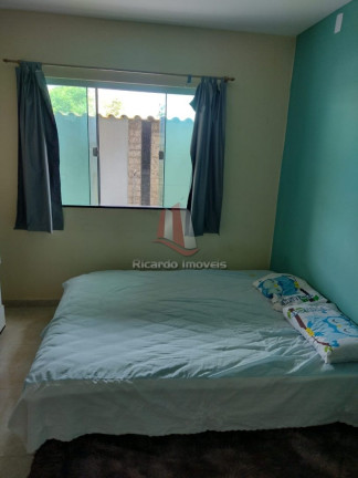 Imagem Casa de Condomínio com 2 Quartos à Venda, 80 m² em Cabo Frio