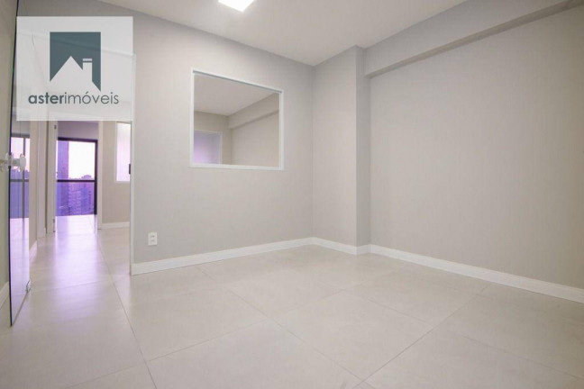 Imagem Sala Comercial à Venda, 79 m² em Centro - Curitiba Imagem Sala Comercial à Venda, 79 m² em Centro - Curitiba