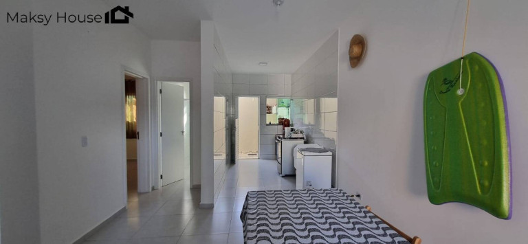 Imagem Casa com 2 Quartos à Venda,  em Bal. Nereidas - Guaratuba