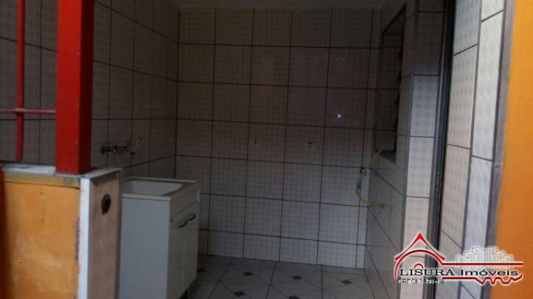 Imagem Casa com 2 Quartos à Venda, 1 m² em Centro - Jacareí