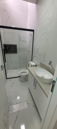 Imagem Sobrado com 3 Quartos à Venda, 124 m² em Guanabara - Joinville