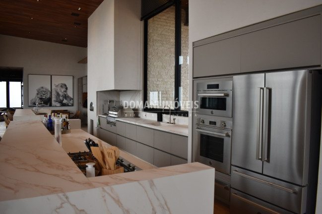Imagem Casa com 11 Quartos à Venda, 2.460 m² em Região De Descansópolis - Campos Do Jordão Imagem Casa com 11 Quartos à Venda, 2.460 m² em Região De Descansópolis - Campos Do Jordão