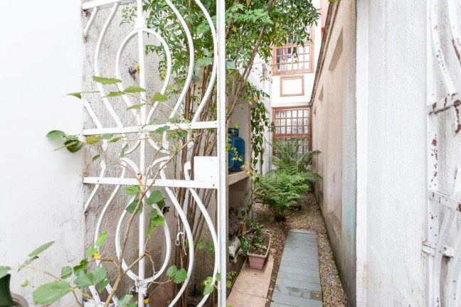 Imagem Casa com 3 Quartos à Venda, 200 m² em Jardim Prudência - São Paulo Imagem Casa com 3 Quartos à Venda, 200 m² em Jardim Prudência - São Paulo
