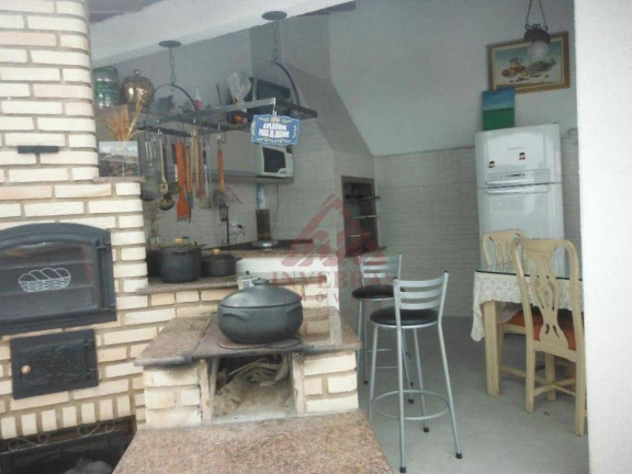 Imagem Casa com 4 Quartos à Venda, 400 m² em Santa Felicidade - Curitiba