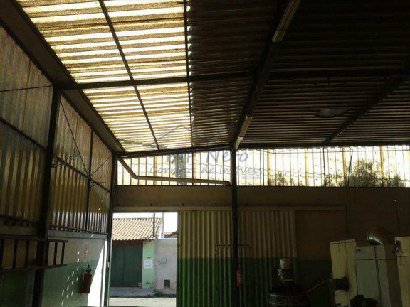 Imóvel Comercial à Venda, 250 m² em Jardim Morumbi - Pirassununga