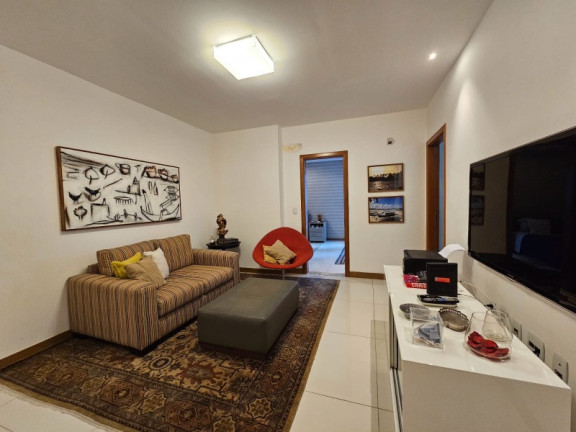 Imagem Imóvel com 4 Quartos à Venda, 305 m² em Barra - Salvador Imagem Imóvel com 4 Quartos à Venda, 305 m² em Barra - Salvador