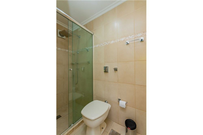 Imagem Imóvel com 2 Quartos à Venda, em Menino Deus - Porto Alegre Imagem Imóvel com 2 Quartos à Venda, em Menino Deus - Porto Alegre