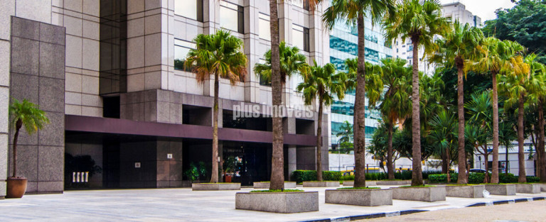 Imóvel Comercial para Alugar, 730 m² em Moema - São Paulo