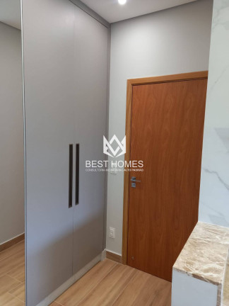 Imagem Casa com 3 Quartos à Venda, 340 m² em Caxambu - Jundiaí