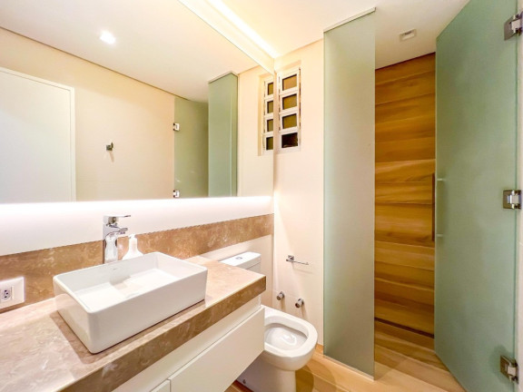 Imagem Apartamento com 4 Quartos à Venda, 226 m² em Moinhos De Vento - Porto Alegre Imagem Apartamento com 4 Quartos à Venda, 226 m² em Moinhos De Vento - Porto Alegre