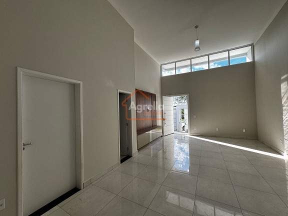 Imagem Casa com 3 Quartos à Venda, 360 m² em Jardim Patrícia - Mogi Mirim Imagem Casa com 3 Quartos à Venda, 360 m² em Jardim Patrícia - Mogi Mirim
