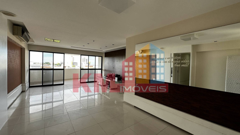 Apartamento com 3 Quartos à Venda, 200 m² em Centro - Mossoró