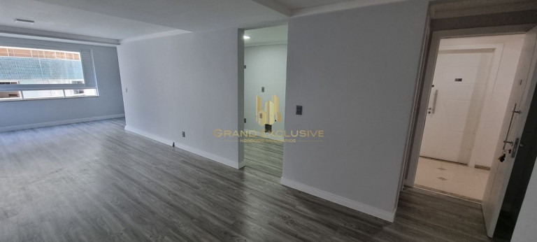 Imagem Apartamento com 2 Quartos à Venda, 87 m² em Centro - Balneário Camboriú Imagem Apartamento com 2 Quartos à Venda, 87 m² em Centro - Balneário Camboriú