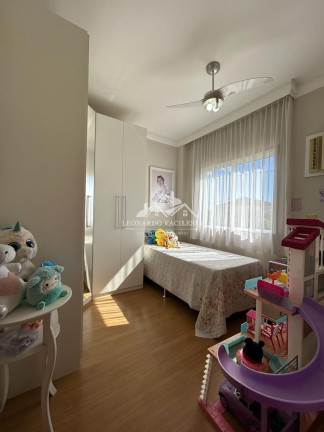 Imagem Casa com 4 Quartos à Venda, 220 m² em Colina De Laranjeiras - Serra