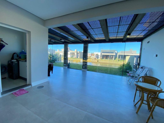 Casa com 3 Quartos à Venda, 195 m² em Condominio Riviera Xangri-la - Xangri-lá