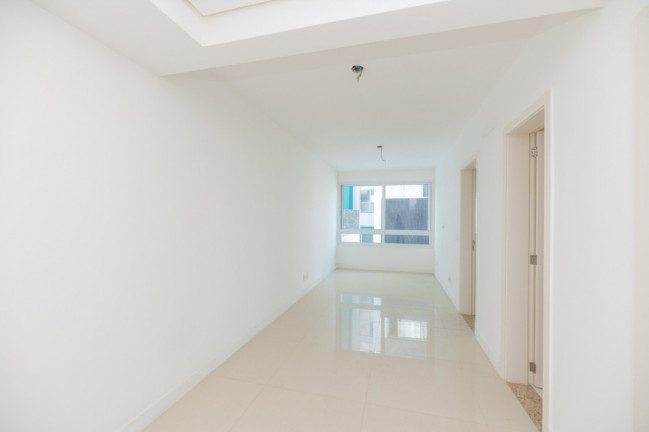Imagem Imóvel com 1 Quarto à Venda, 44 m² em Passo Da Areia - Porto Alegre Imagem Imóvel com 1 Quarto à Venda, 44 m² em Passo Da Areia - Porto Alegre