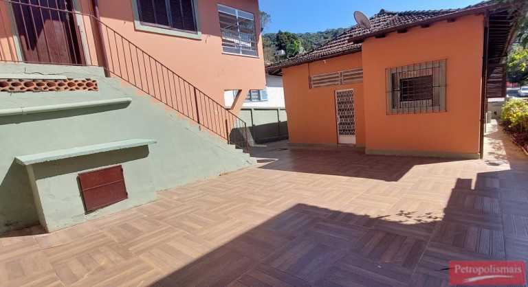Imagem Casa com 3 Quartos à Venda, 130 m² em Valparaíso - Petrópolis