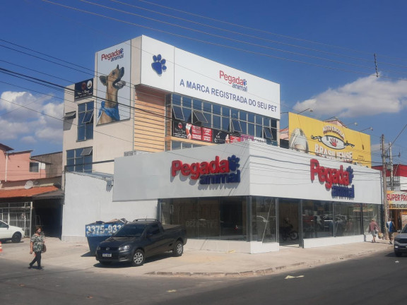 Imóvel Comercial à Venda, 450 m² em Guará Ii - Brasília