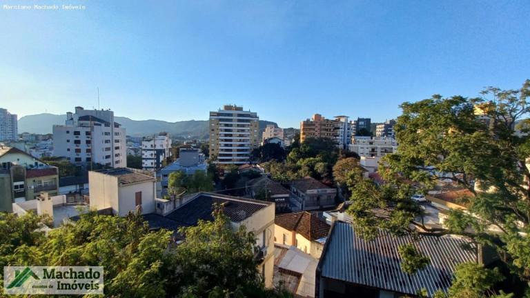 Imagem Apartamento com 3 Quartos à Venda, 128 m² em Centro - Santa Maria