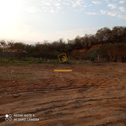 Imagem Terreno à Venda, 2.150 m² em Chácaras Reunidas Ipê - Itu Imagem Terreno à Venda, 2.150 m² em Chácaras Reunidas Ipê - Itu