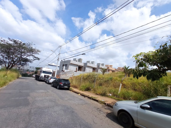 Imagem Terreno à Venda, 1.534 m² em Chácaras Reunidas Santa Terezinha - Contagem Imagem Terreno à Venda, 1.534 m² em Chácaras Reunidas Santa Terezinha - Contagem
