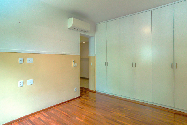 Imagem Apartamento com 3 Quartos à Venda, 287 m² em Aclimação - São Paulo Imagem Apartamento com 3 Quartos à Venda, 287 m² em Aclimação - São Paulo