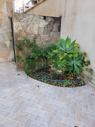 Imagem Casa com 4 Quartos para Alugar, 120 m² em Flórida - Praia Grande Imagem Casa com 4 Quartos para Alugar, 120 m² em Flórida - Praia Grande